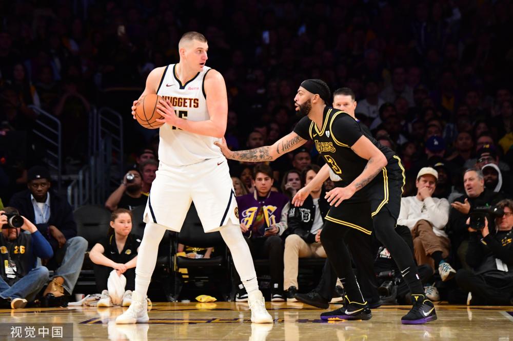 现了他的个 现了他的个